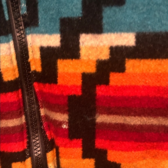 Pendleton Men's Zip Up Sweater in Multicolor Geometric Design - Picture 6 of 9